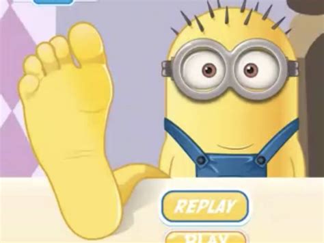 minions feet